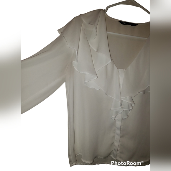 Zara Women Ivory Long Sleeve Blouse - Picture 4 of 10